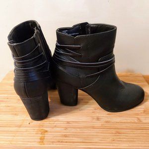 Madden Girl Size 8 Boots - Like new!